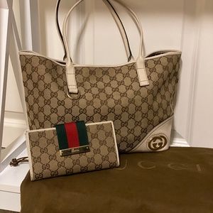 Authentic GUCCI handbag and wallet